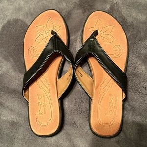 Born B.O.C flip flops